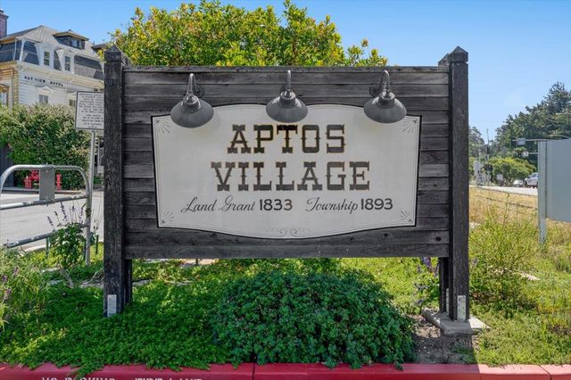 9940 Monroe Avenue, Aptos, CA 95003