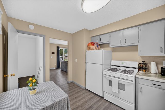 606 Cutler Avenue, Des Moines, IA 50315