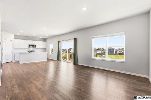 6409 Peters Parkway, Papillion, NE 68157