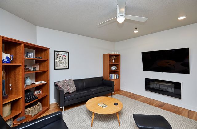 3930 Grand Avenue 4GN, Des Moines, IA 50312