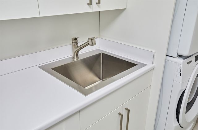 3930 Grand Avenue 4GN, Des Moines, IA 50312