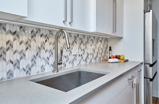 3930 Grand Avenue 4GN, Des Moines, IA 50312