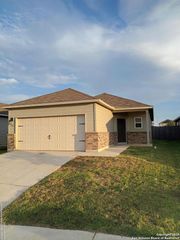 530 pleasanton, San Antonio, TX 78221