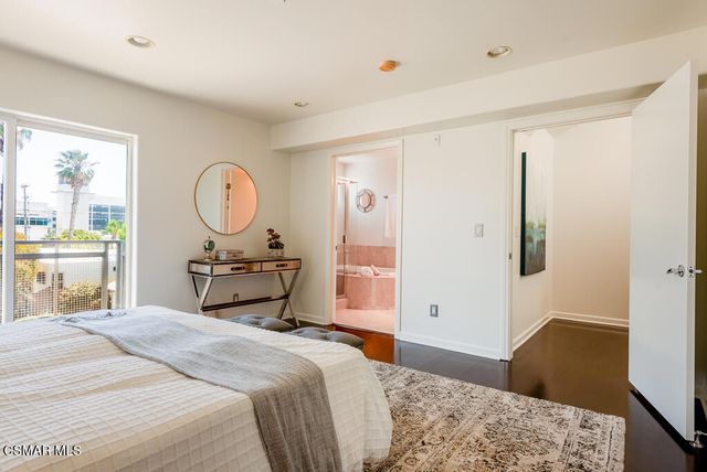 1238 22nd Street 3, Santa Monica, CA 90404