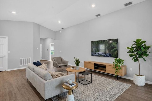 1054 SILAS STREET, Haines City, FL 33844