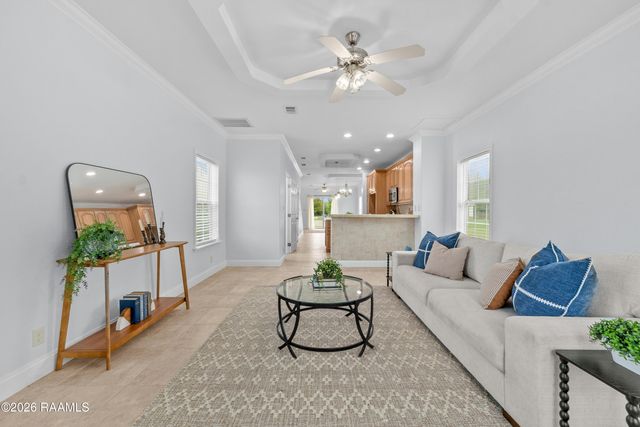 264 Oak Manor Road, Rayne, LA 70578