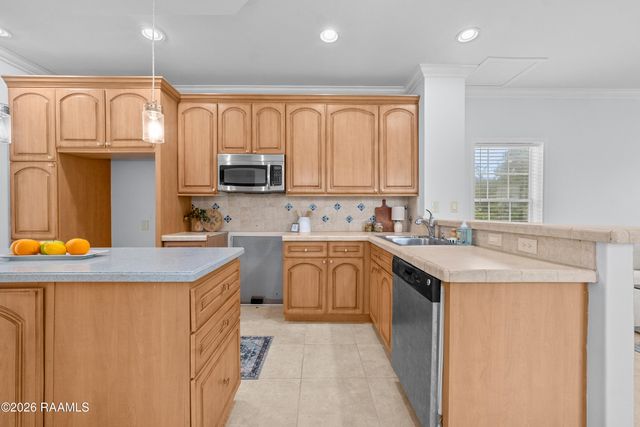 264 Oak Manor Road, Rayne, LA 70578