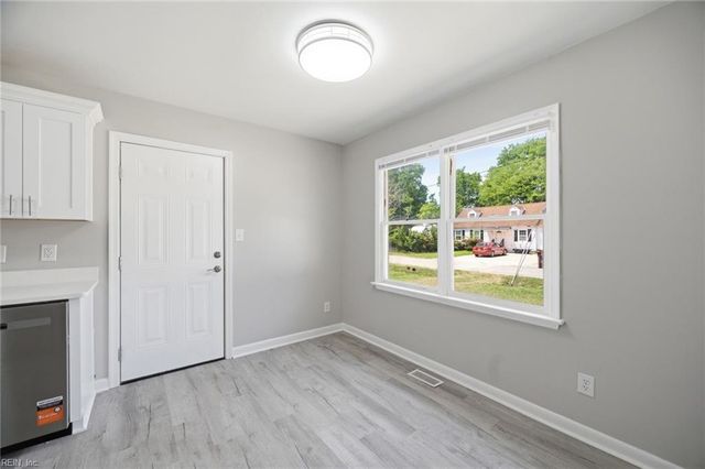 4141 3rd ST, Chesapeake, VA 23324