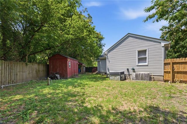 4141 3rd ST, Chesapeake, VA 23324