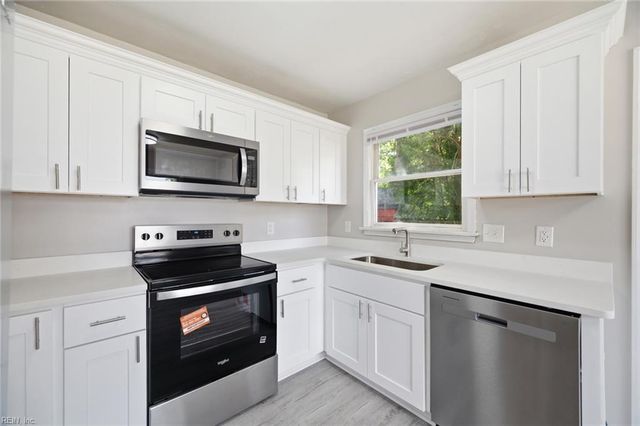 4141 3rd ST, Chesapeake, VA 23324
