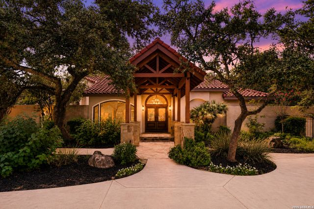 105 Rock Squirrel, Shavano Park, TX 78231