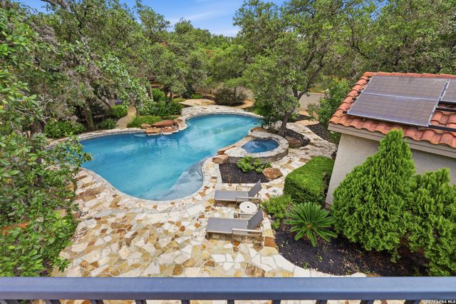 105 Rock Squirrel, Shavano Park, TX 78231