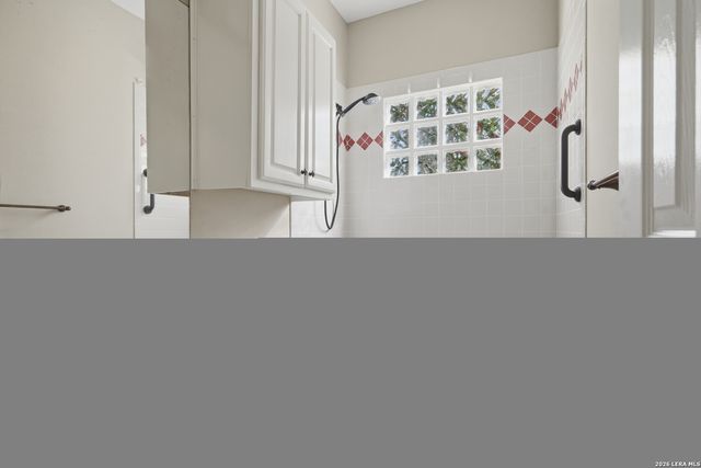 105 Rock Squirrel, Shavano Park, TX 78231