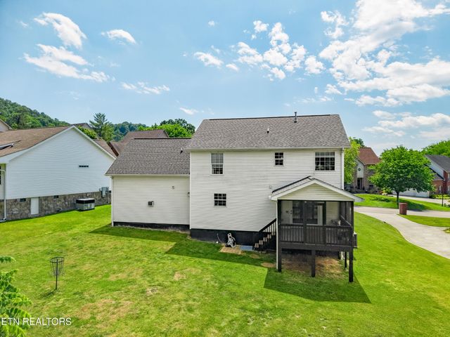 7114 Hannah Brook Rd, Knoxville, TN 37918