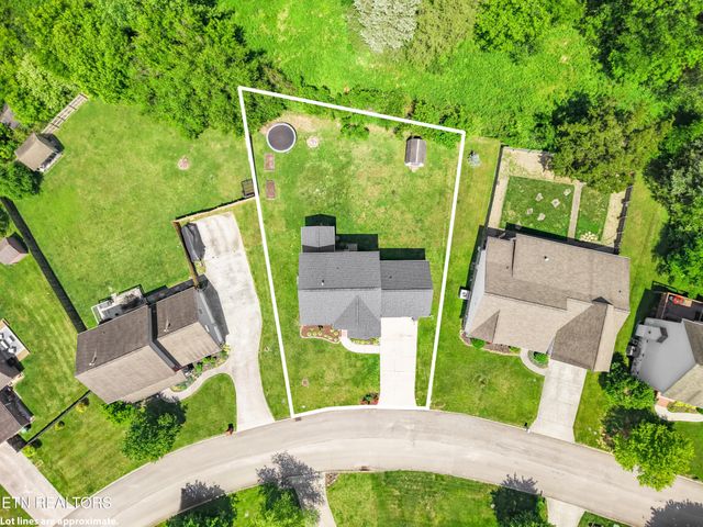 7114 Hannah Brook Rd, Knoxville, TN 37918