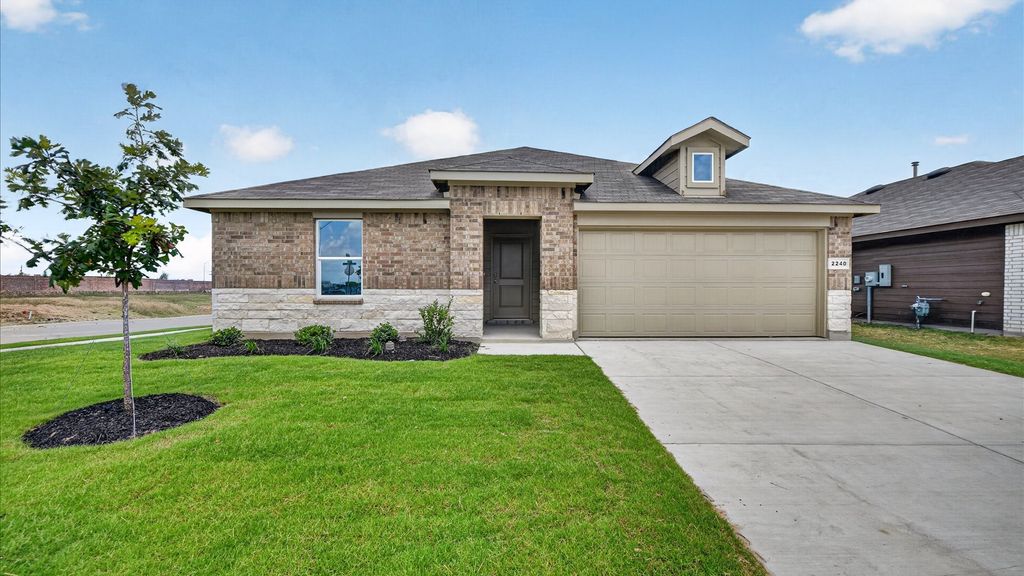 822 KING'S Way, Hillsboro, TX 76645