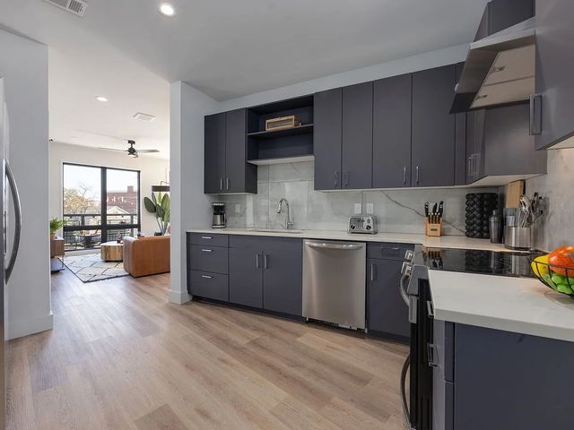 303 31st Ave N Apt 209, Nashville, TN 37203