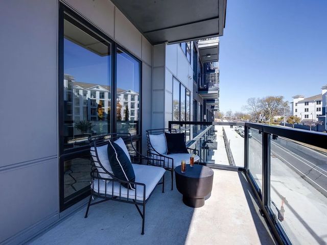 303 31st Ave N Apt 209, Nashville, TN 37203