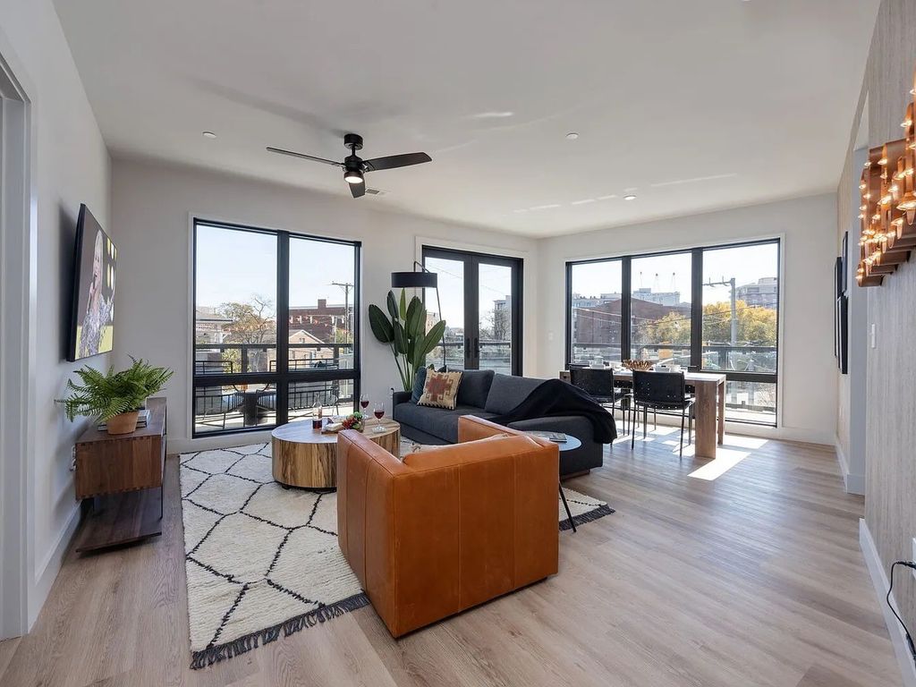 303 31st Ave N Apt 209, Nashville, TN 37203