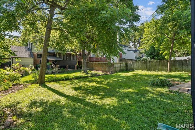 1034 Bernice Avenue, Kirkwood, MO 63122