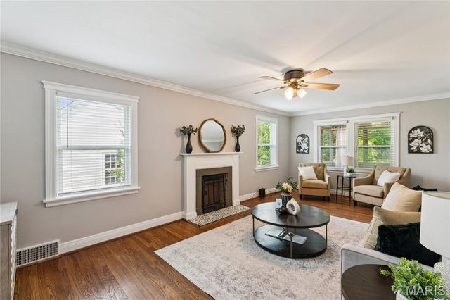 1034 Bernice Avenue, Kirkwood, MO 63122