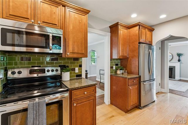 1034 Bernice Avenue, Kirkwood, MO 63122