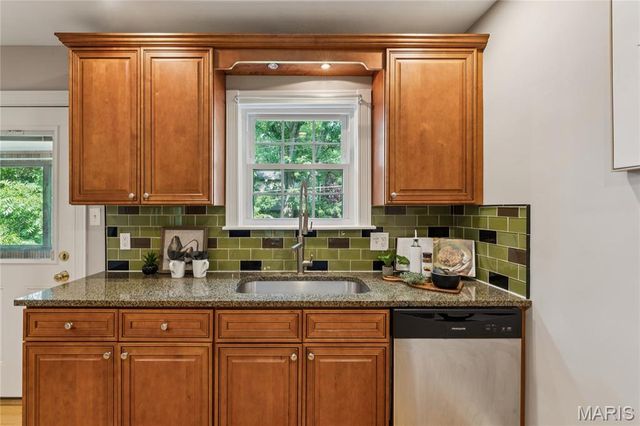 1034 Bernice Avenue, Kirkwood, MO 63122