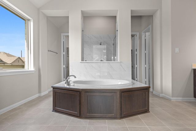 2302 Gleaming Pear Drive, Manvel, TX 77578