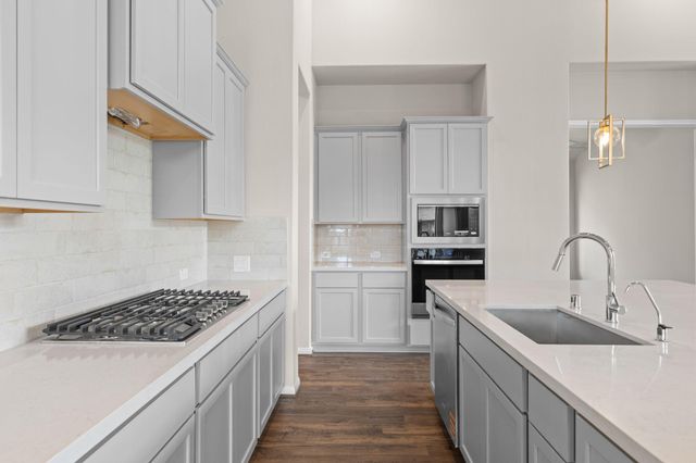 2302 Gleaming Pear Drive, Manvel, TX 77578