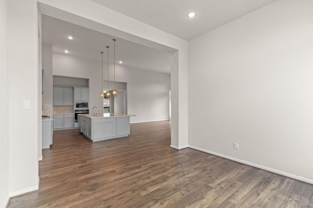 2302 Gleaming Pear Drive, Manvel, TX 77578