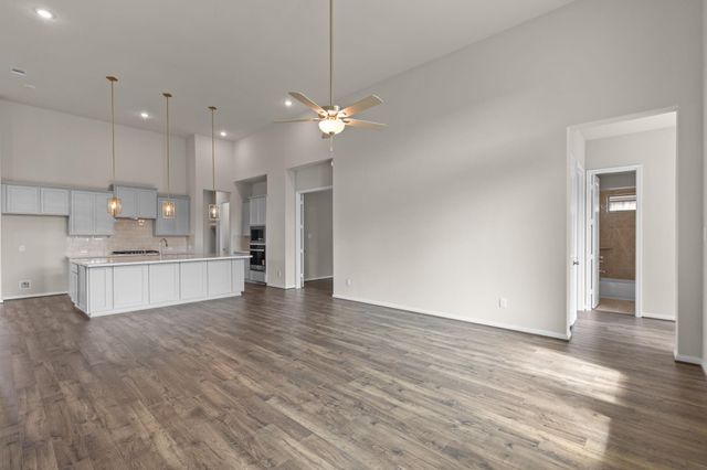 2302 Gleaming Pear Drive, Manvel, TX 77578