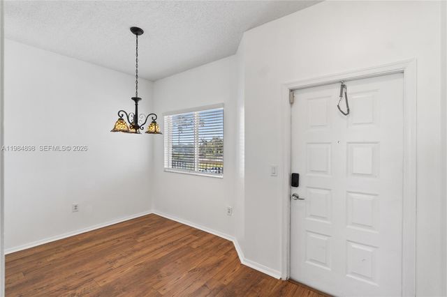 7647 Southampton Terrace 314, Tamarac, FL 33321