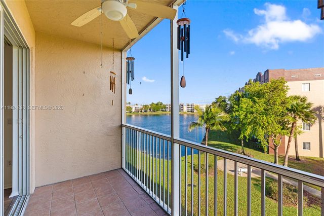7647 Southampton Terrace 314, Tamarac, FL 33321