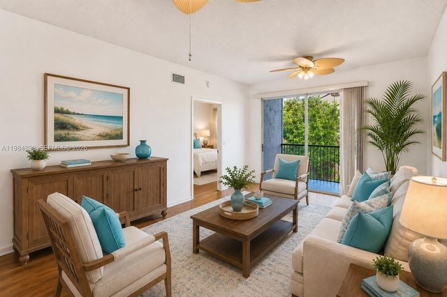 7647 Southampton Terrace 314, Tamarac, FL 33321