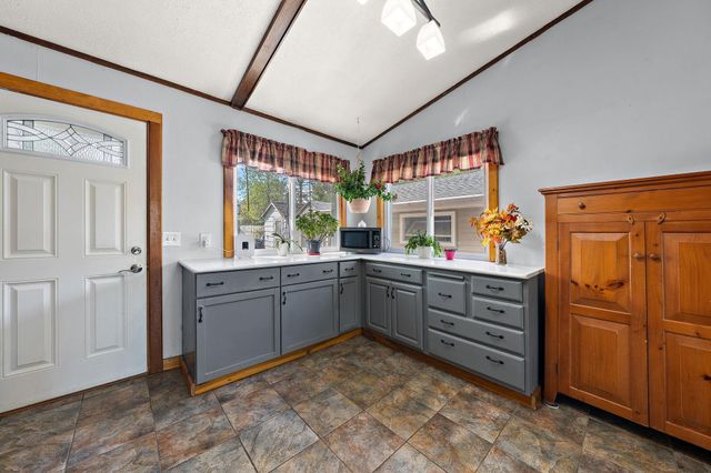 534 Derrick Drive, New Richmond, WI 54017