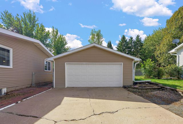 534 Derrick Drive, New Richmond, WI 54017