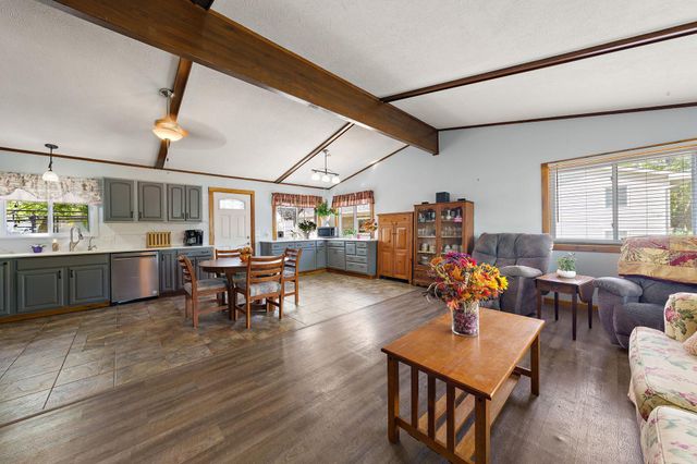 534 Derrick Drive, New Richmond, WI 54017