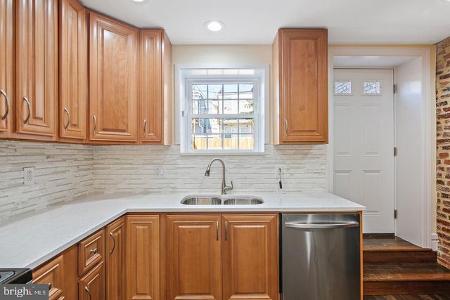 244 N ROSE ST, Baltimore, MD 21224