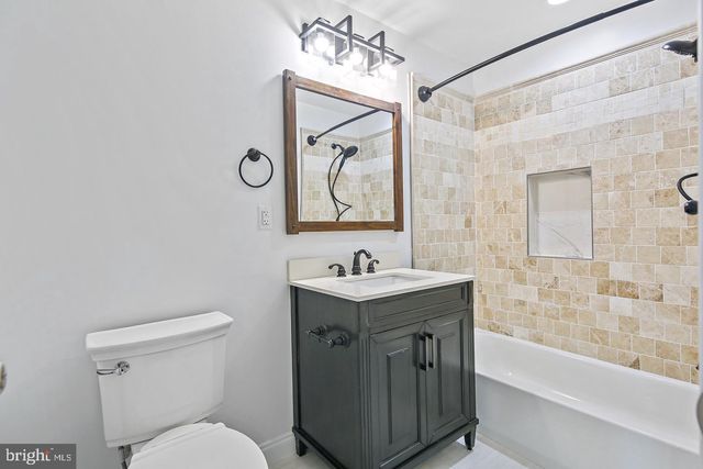 244 N ROSE ST, Baltimore, MD 21224