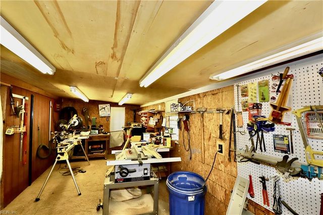 1373 Lambs Grove RD, Elizabeth City, NC 27909