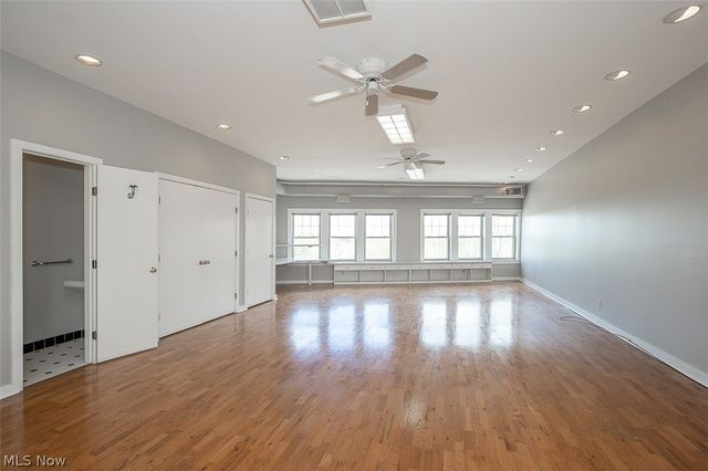 1401 W 75th Street G, Cleveland, OH 44102