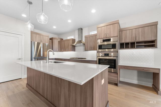 2094 W Ibis Dr, Nampa, ID 83686