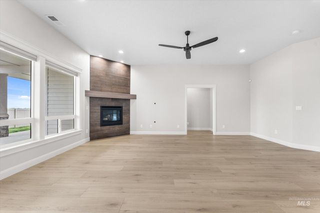 2094 W Ibis Dr, Nampa, ID 83686
