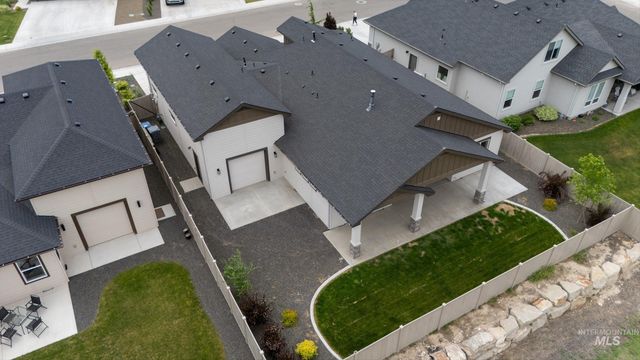 2094 W Ibis Dr, Nampa, ID 83686