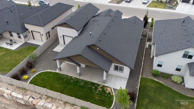 2094 W Ibis Dr, Nampa, ID 83686