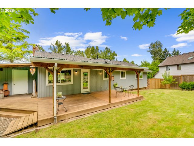 1930 Sw WILLOW Pkwy, Gresham, OR 97080