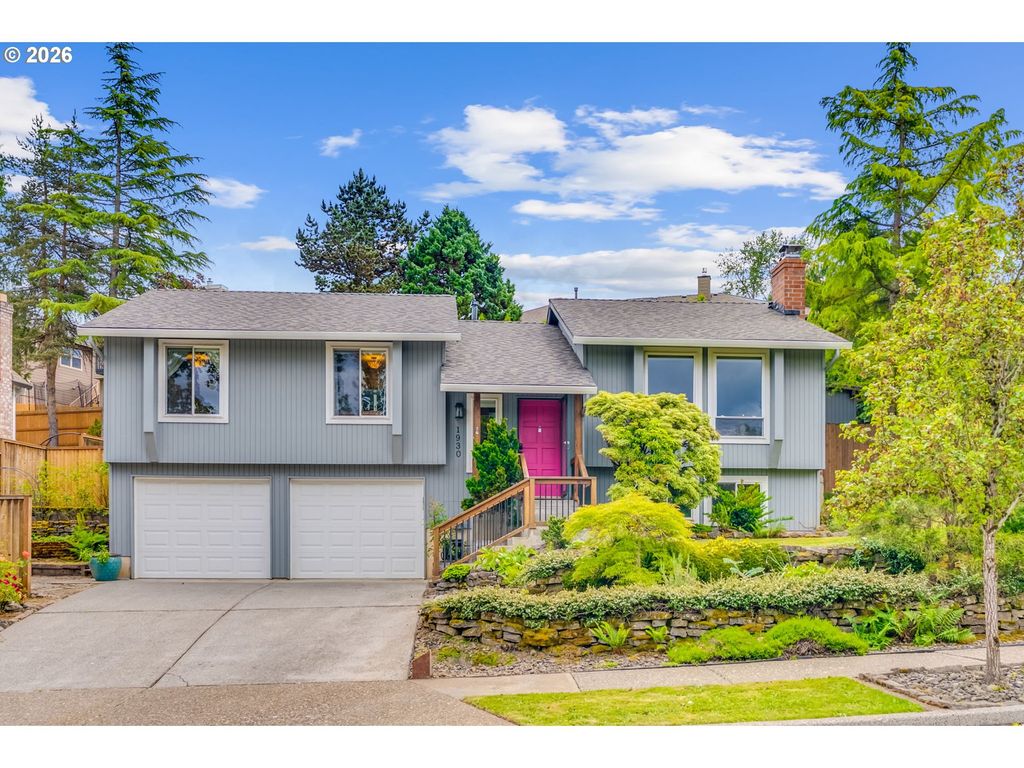 1930 Sw WILLOW Pkwy, Gresham, OR 97080