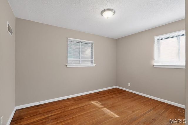 880 Tyson Drive, Florissant, MO 63031