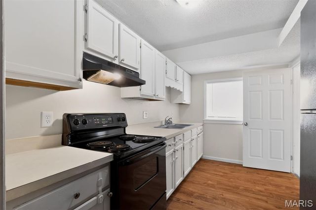 880 Tyson Drive, Florissant, MO 63031