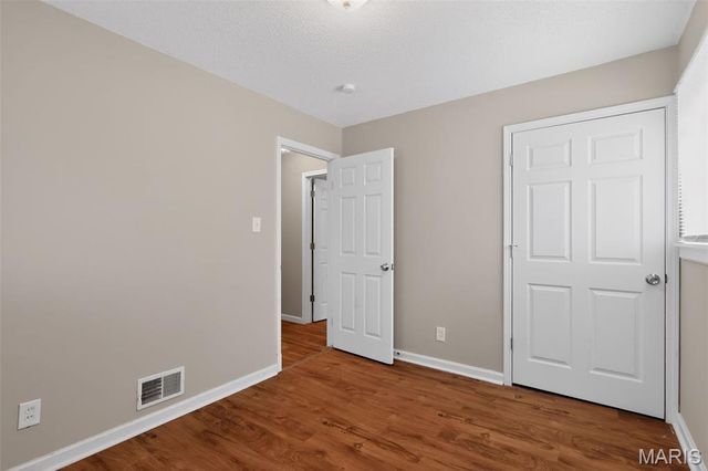 880 Tyson Drive, Florissant, MO 63031